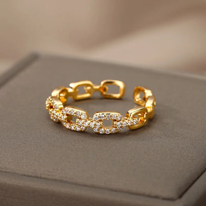 Layered zircon ring
