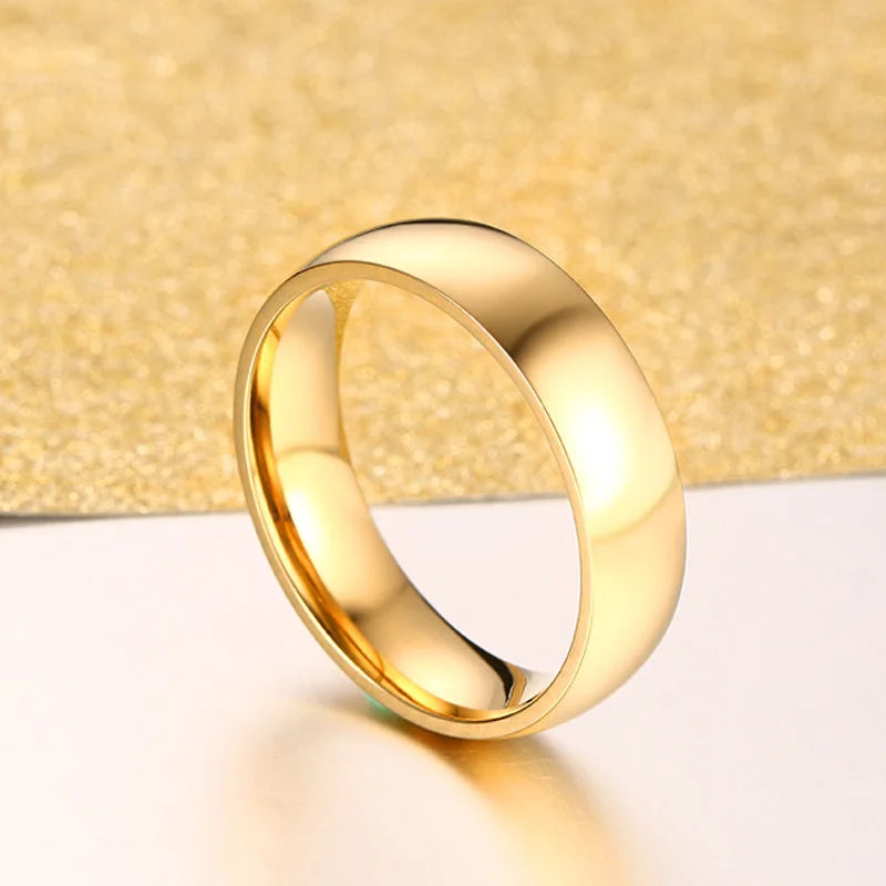 Classic gold band ring