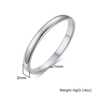 Classic gold band ring