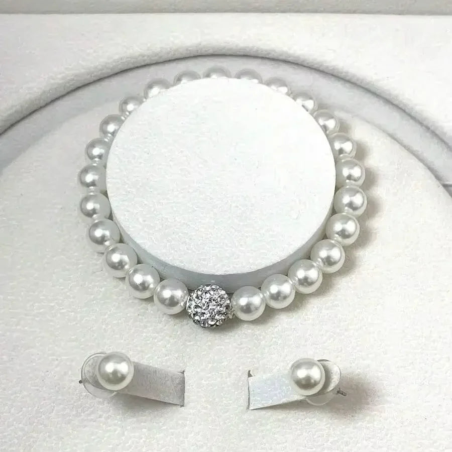 Classic Pearl Set