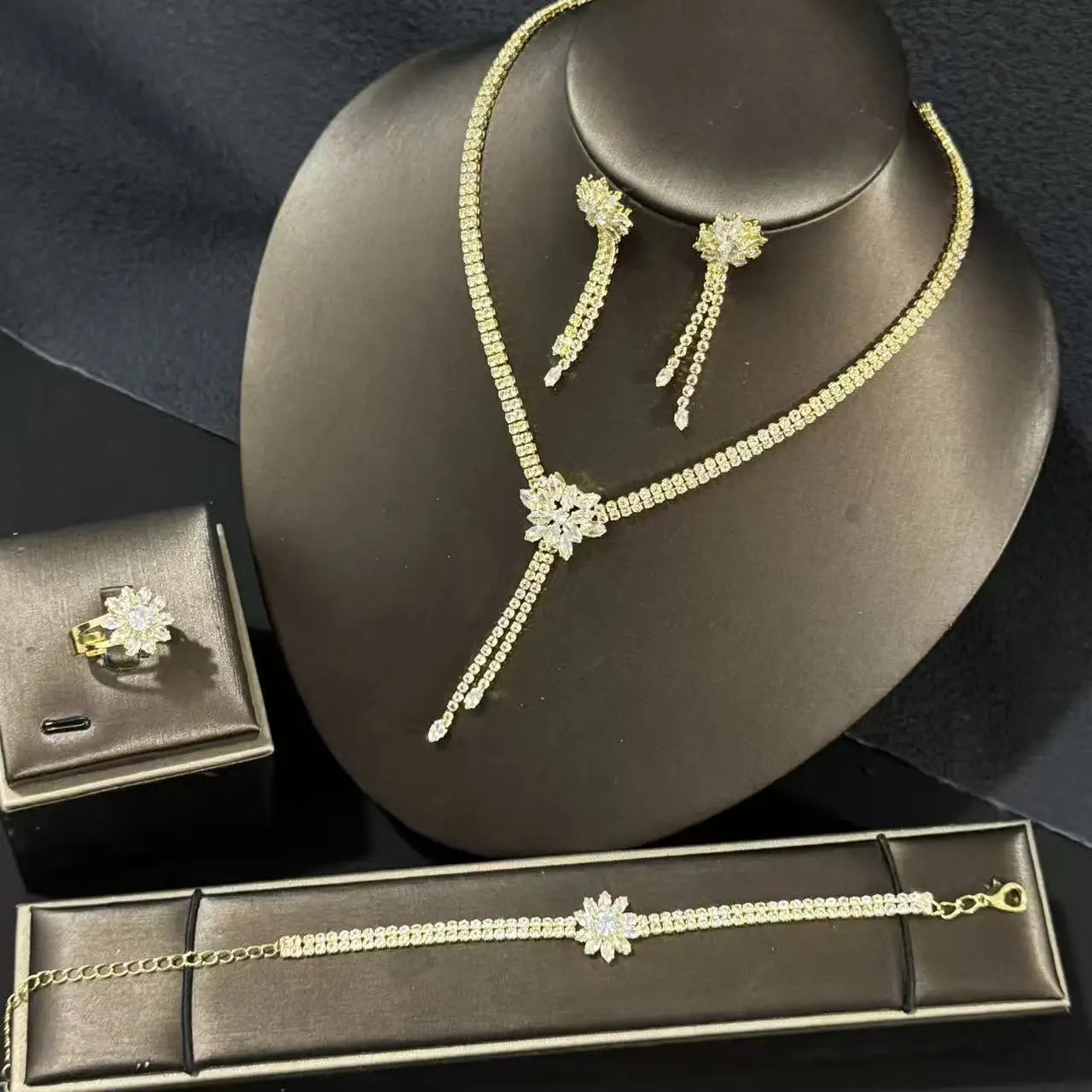Grace Sparkle Set